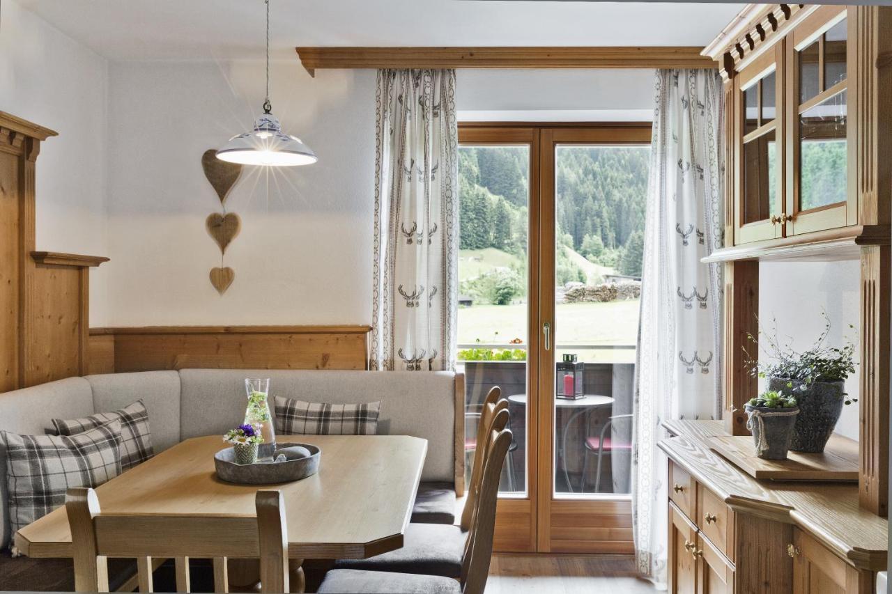 Feriendorf Holzlebn Grossarl Chambre photo